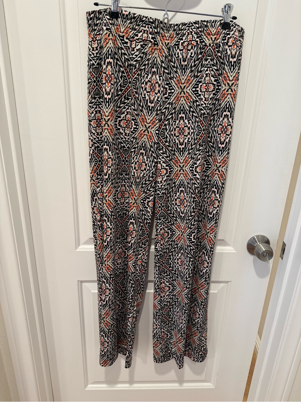 Christopher & Banks Black and Coral Geometric Wide-Leg Pants